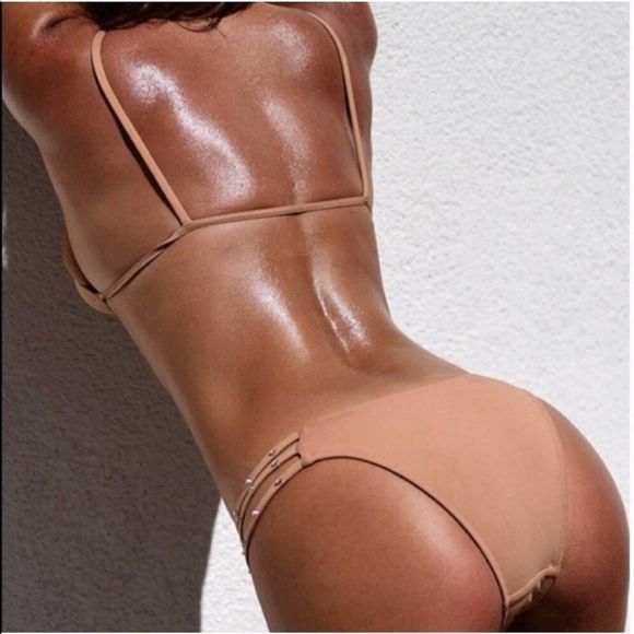 Minimale Animale Studded Bikini Bottom nwt - Picture 2 of 8